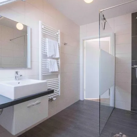 Apartment Born - Schwedenhus Og-whg. Wi-4.2