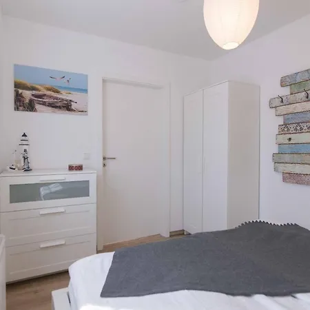 Born - Schwedenhus Og-whg. Wi-4.2 Wieck