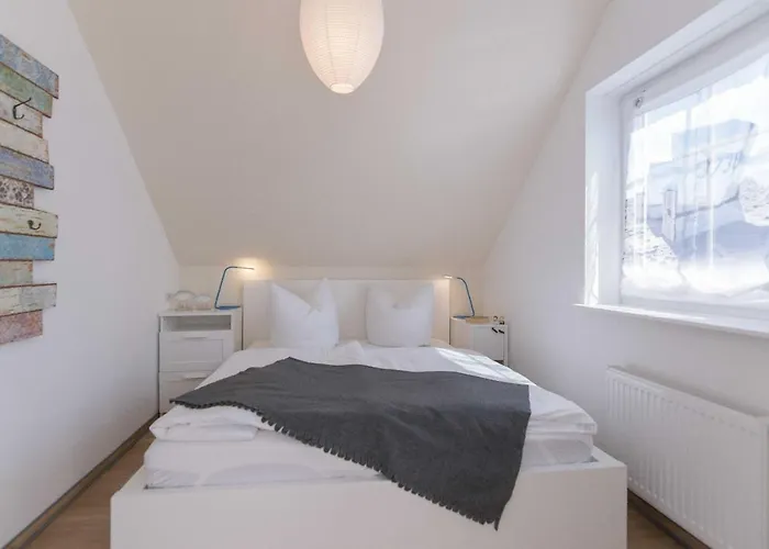 Born - Schwedenhus Og-whg. Wi-4.2 Wieck